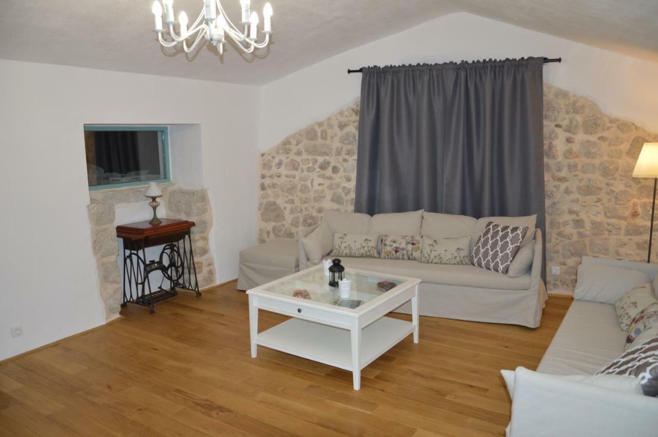 Magdalena Villa Vrbnik  Bagian luar foto